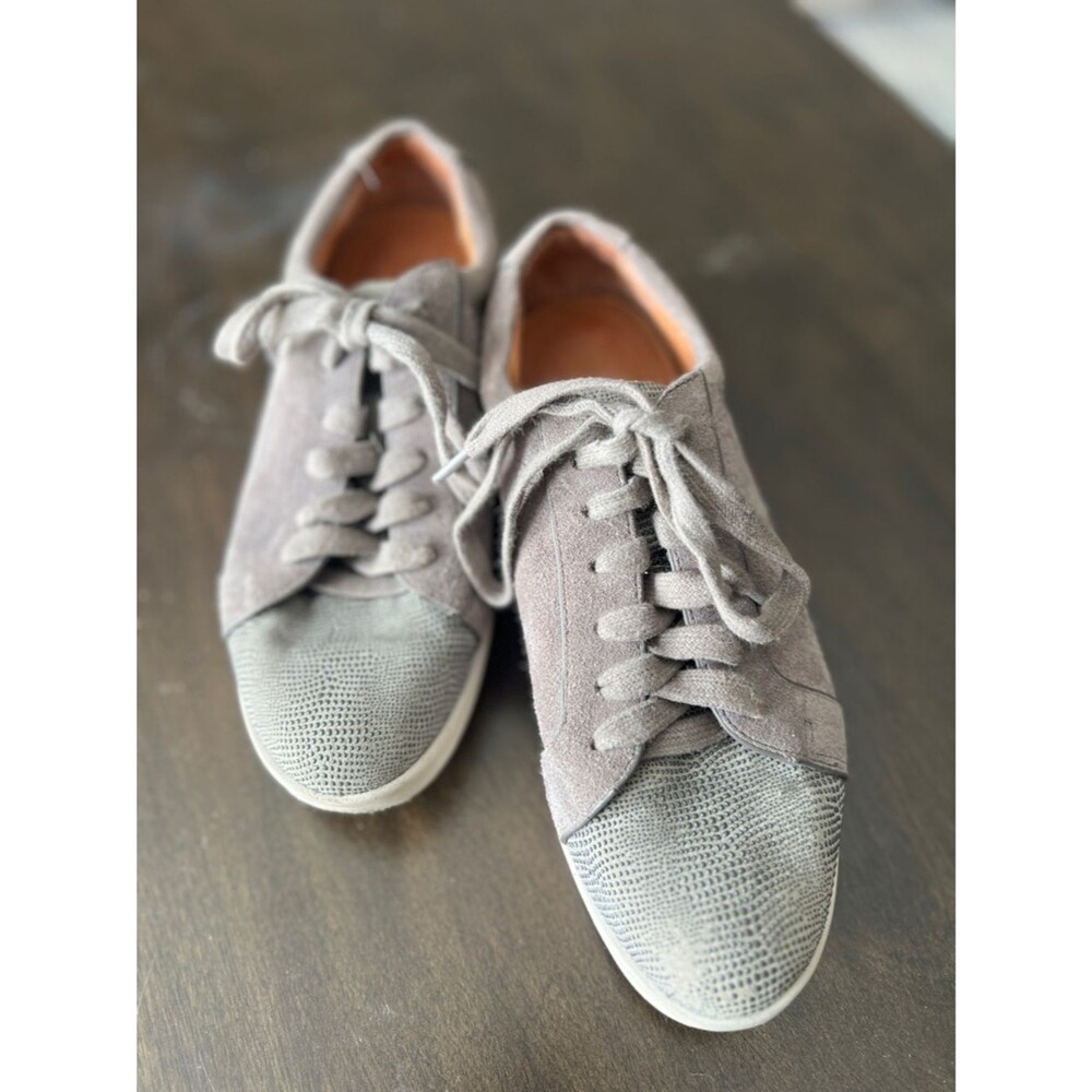 Gentle Souls by Kenneth Cole Haddie platform sneakers in the concrete gray